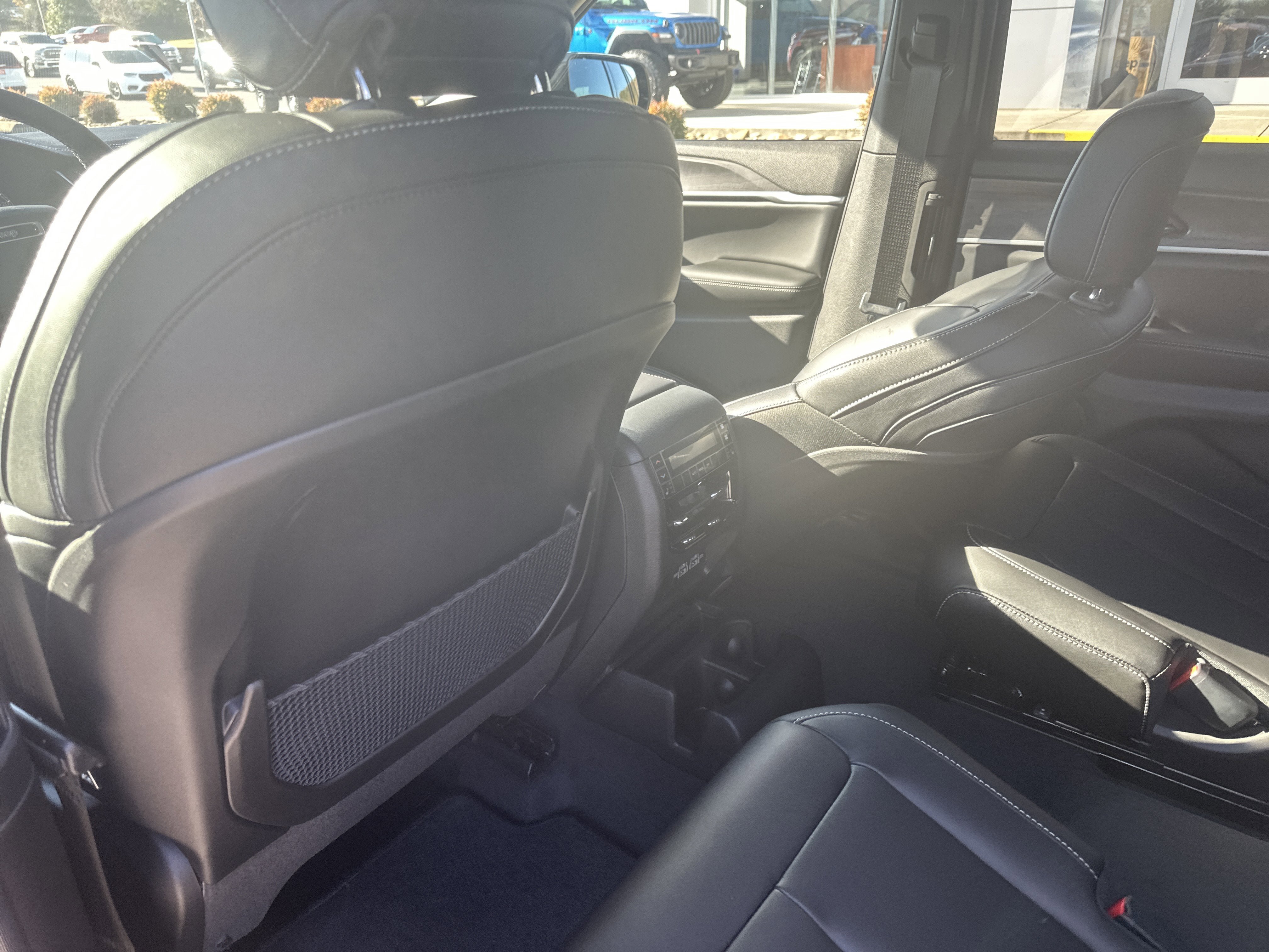New 2025 Jeep Grand Cherokee L Limited AWD/4WD image 19