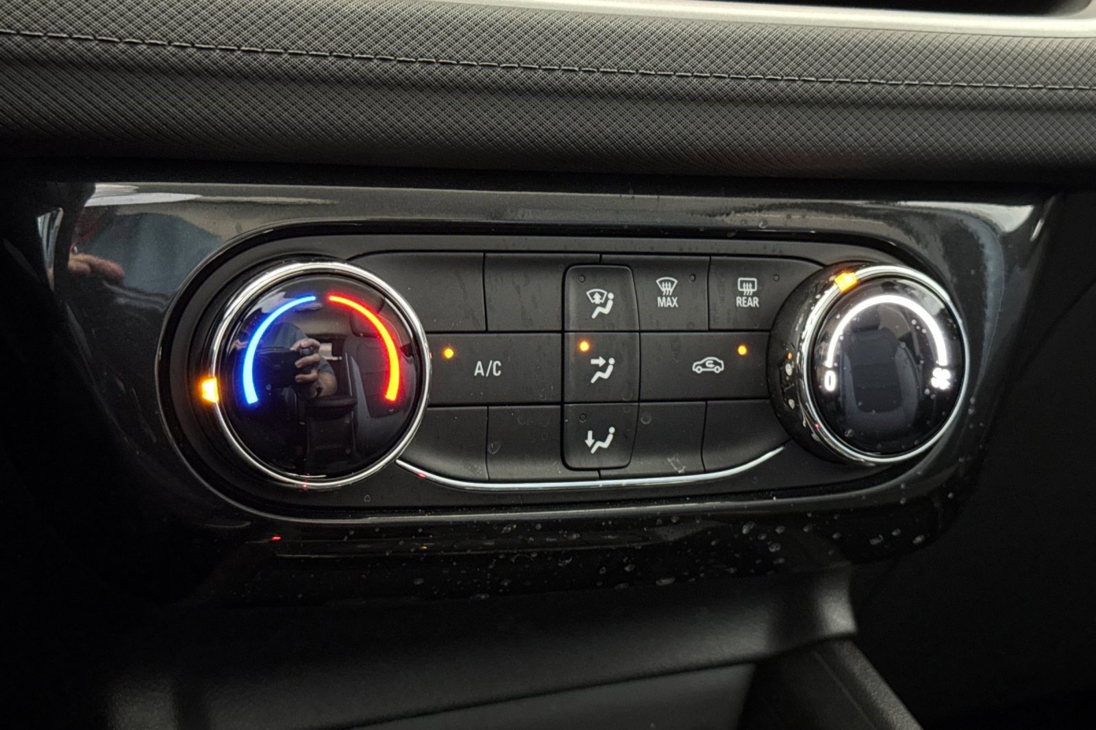 Used 2025 Chevrolet TrailBlazer LT FWD image 22