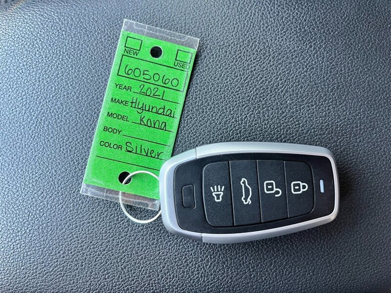 Used 2021 Hyundai Kona SEL AWD/4WD image 34