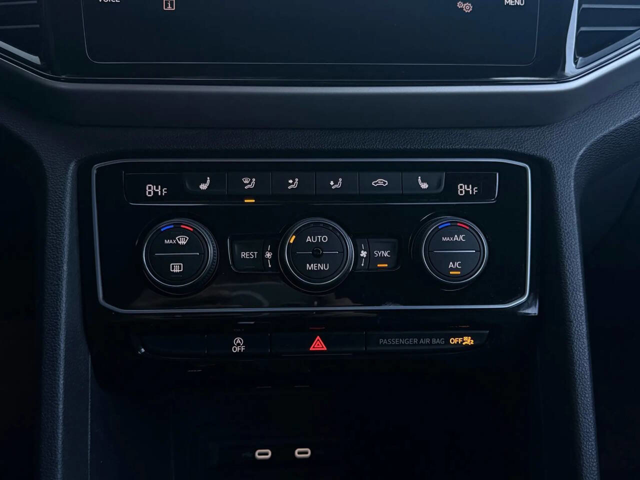 Used 2023 Volkswagen Atlas SE image 31