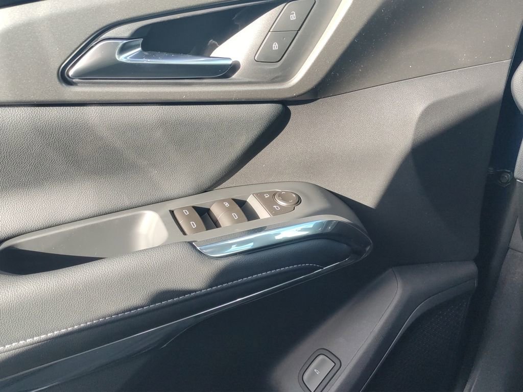 New 2026 Chevrolet Traverse LT w/ LPO, Floor Liner Package image 14