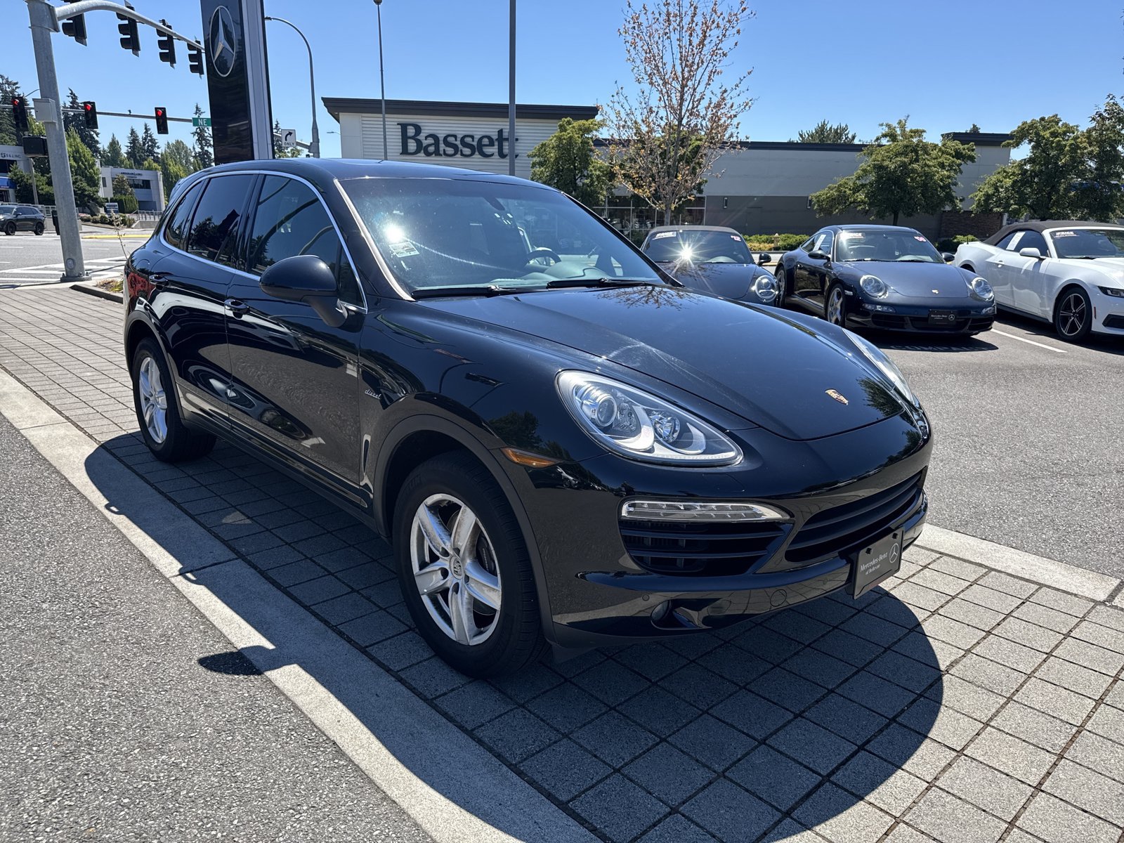 Used 2013 Porsche Cayenne Diesel AWD/4WD image 3