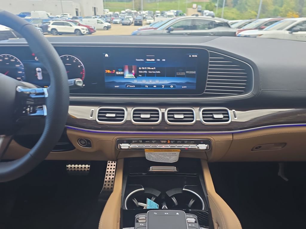 New 2026 Mercedes-Benz GLS 450 4MATIC image 17