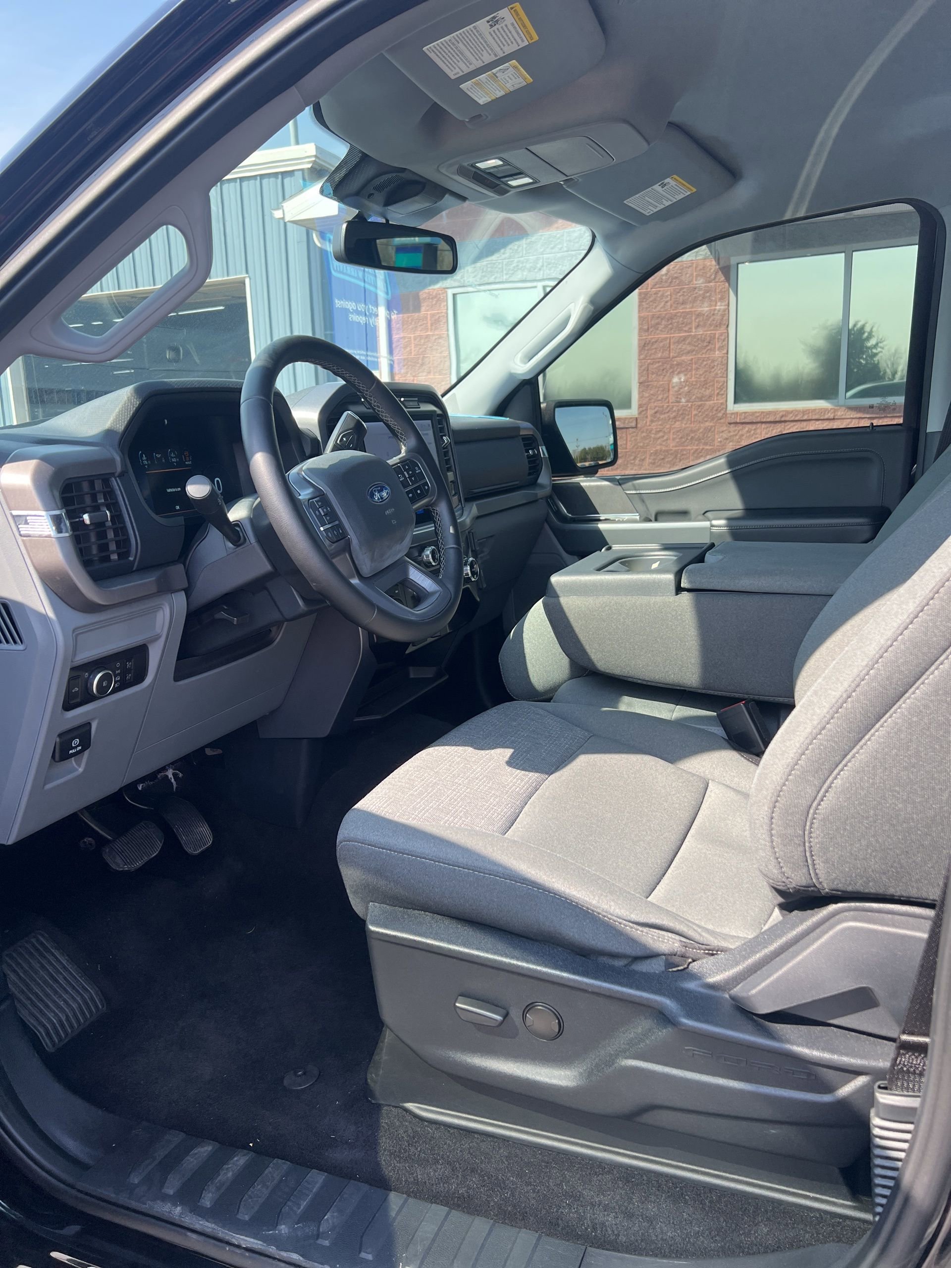 Used 2024 Ford F150 XLT AWD/4WD image 13