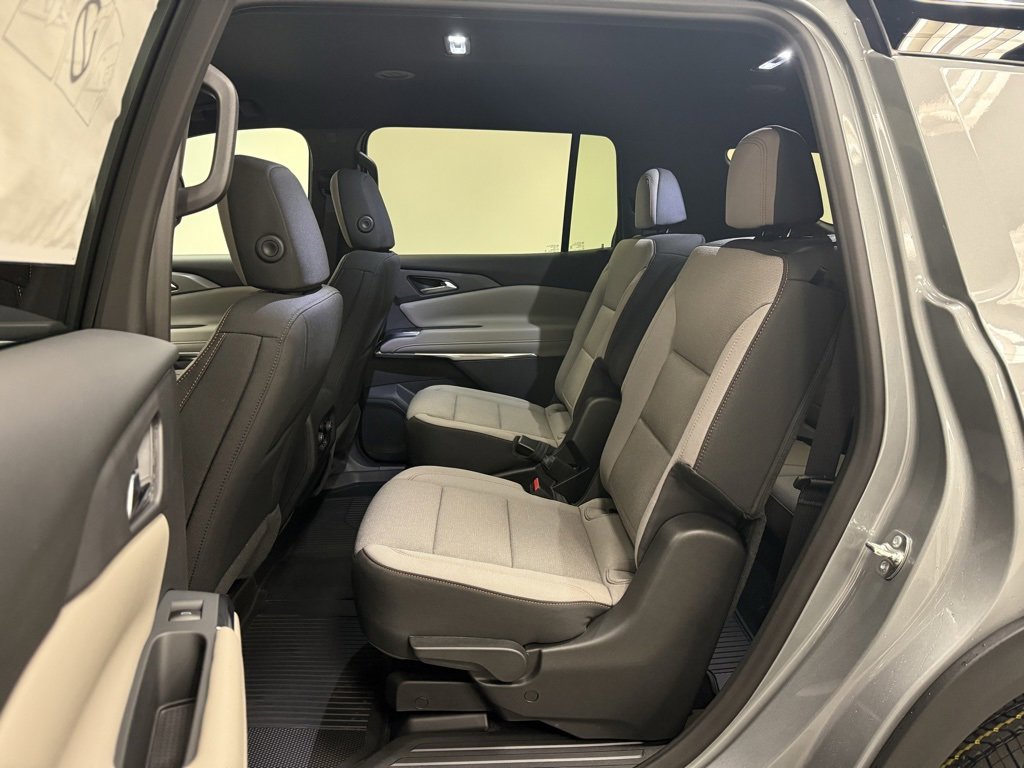 New 2026 Chevrolet Traverse LT image 21