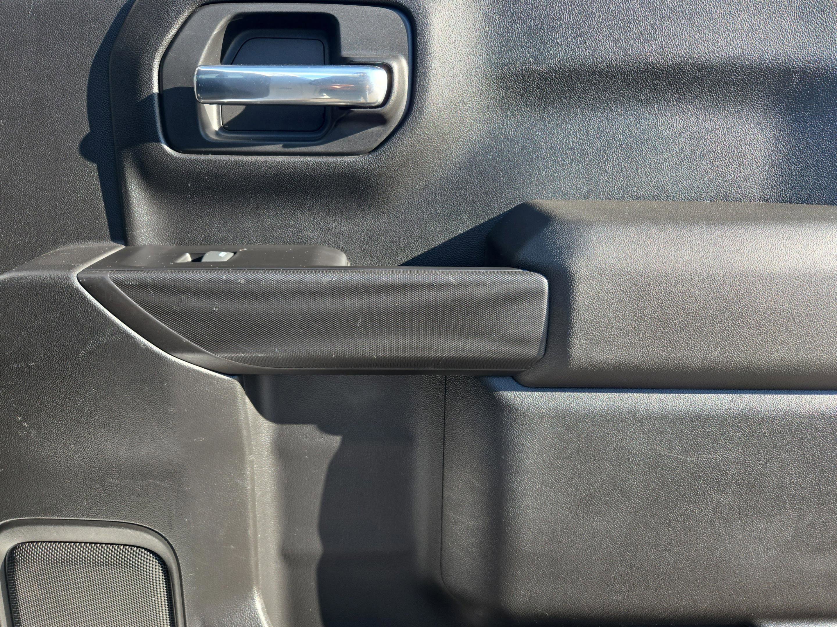 Used 2019 Chevrolet Silverado 1500 LT w/ All-Star Edition image 26