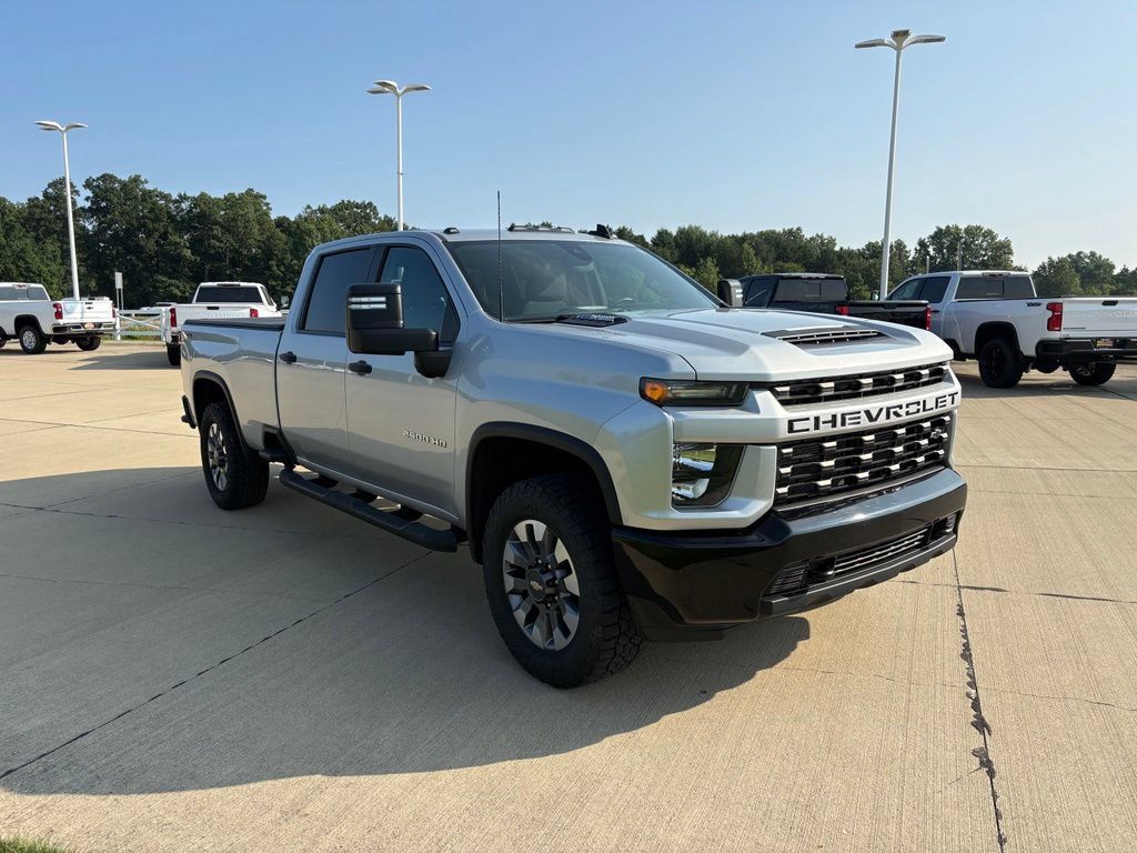 Used 2022 Chevrolet Silverado 2500 Custom w/ Custom Convenience Package AWD/4WD image 8