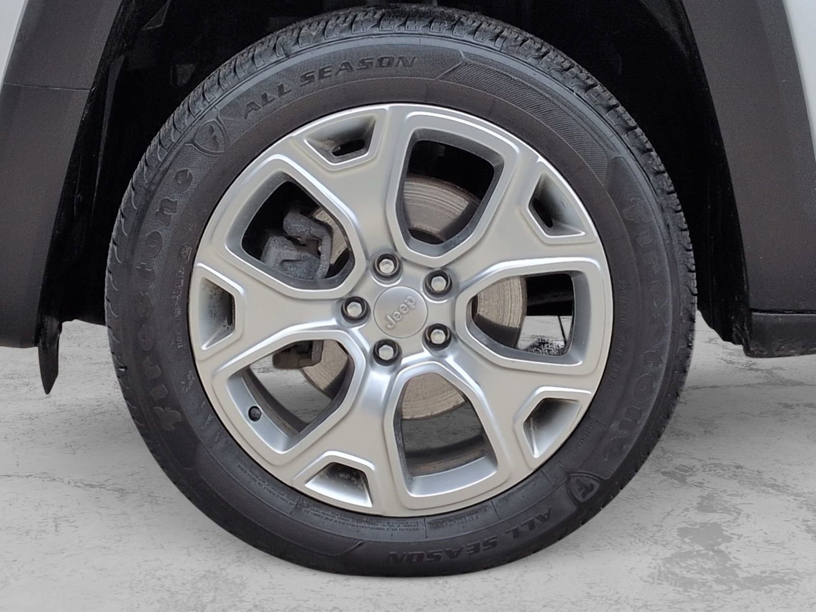 Used 2020 Jeep Renegade Limited image 16