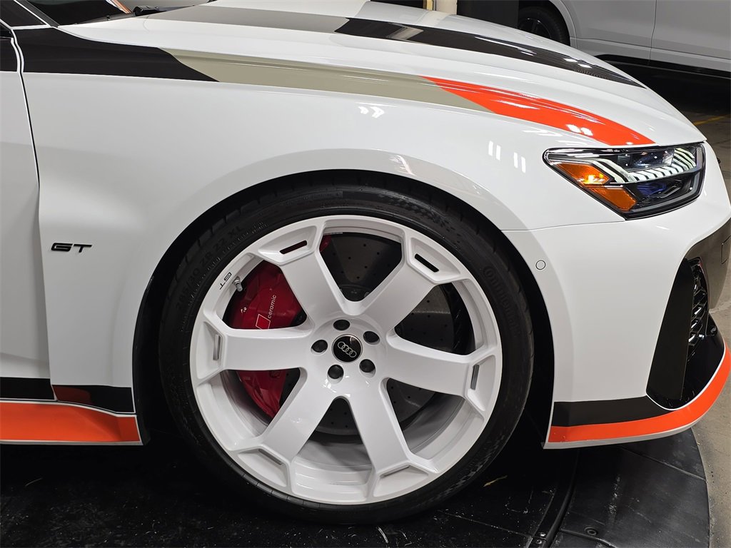 Used 2025 Audi RS 6 performance image 11