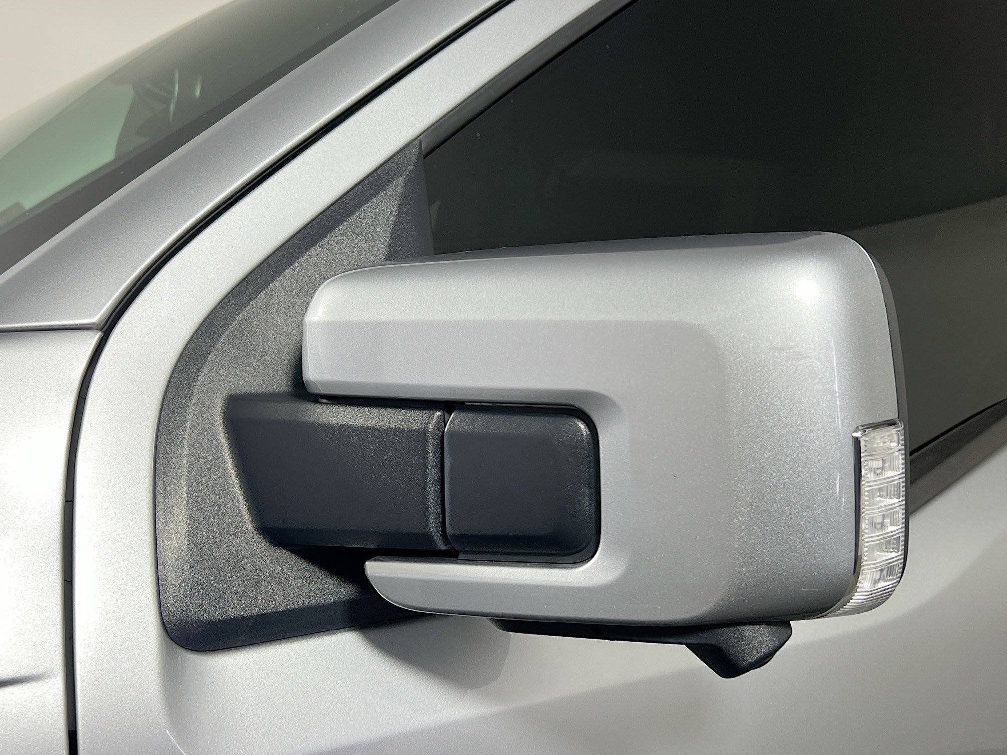 Used 2023 Ford F150 Lariat w/ Equipment Group 502A High image 11