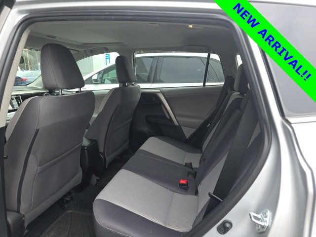 Used 2013 Toyota RAV4 XLE image 8