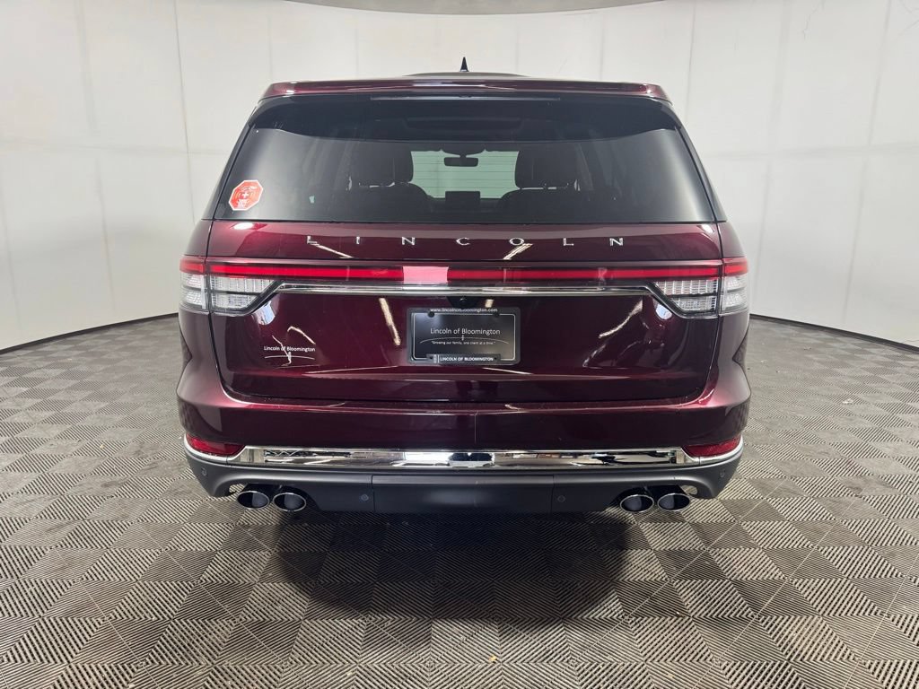 Certified 2022 Lincoln Aviator Reserve w/ Elements Package Plus AWD/4WD image 4