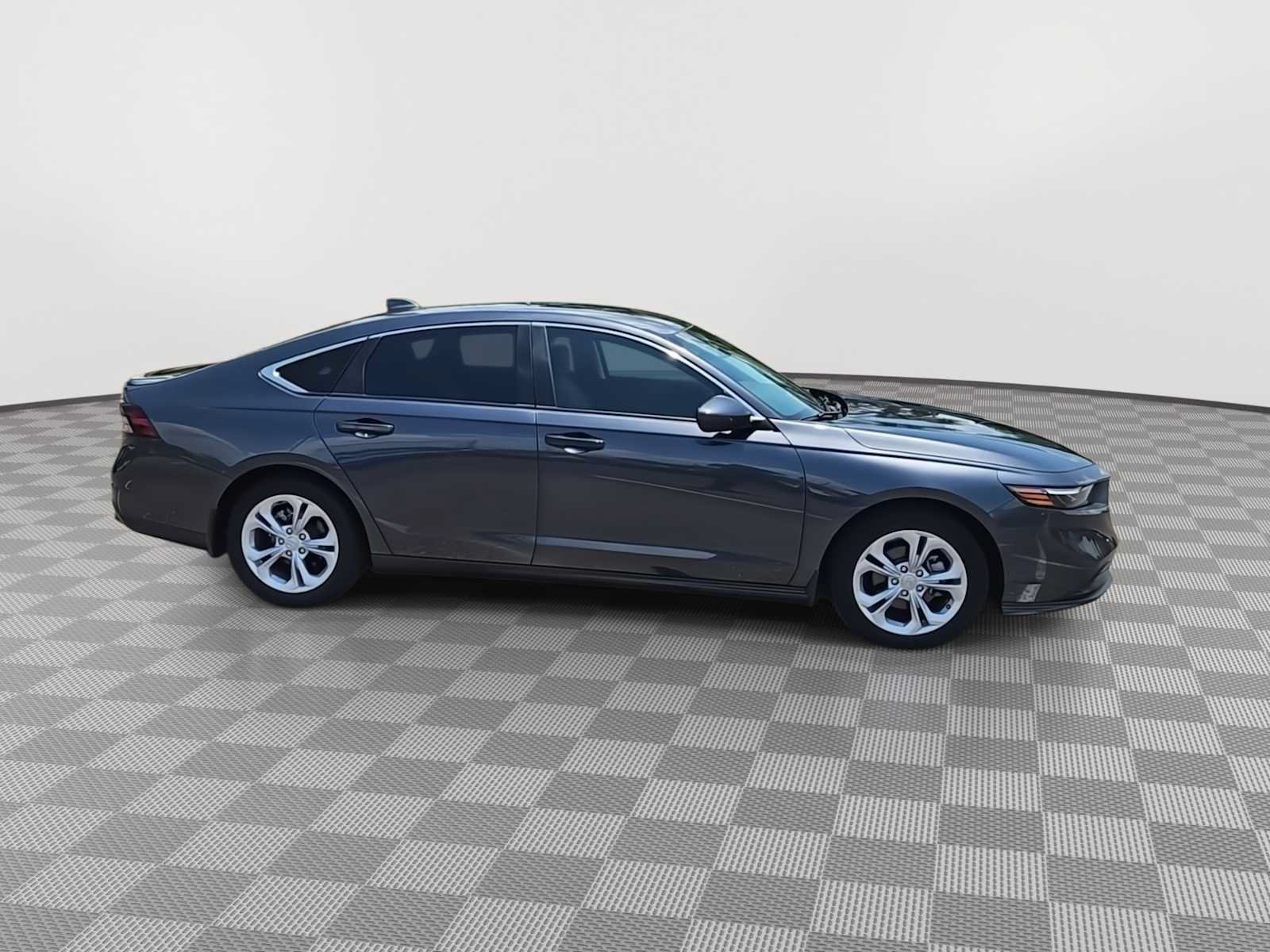 Certified 2025 Honda Accord LX image 9