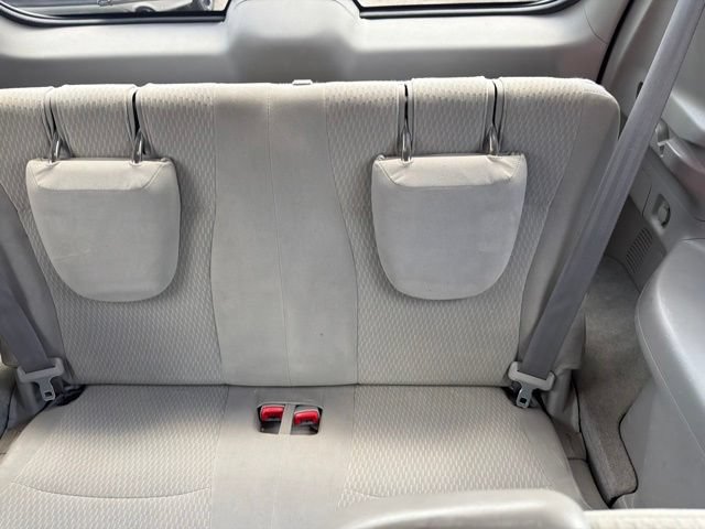 Used 2010 Toyota Highlander 4WD image 25
