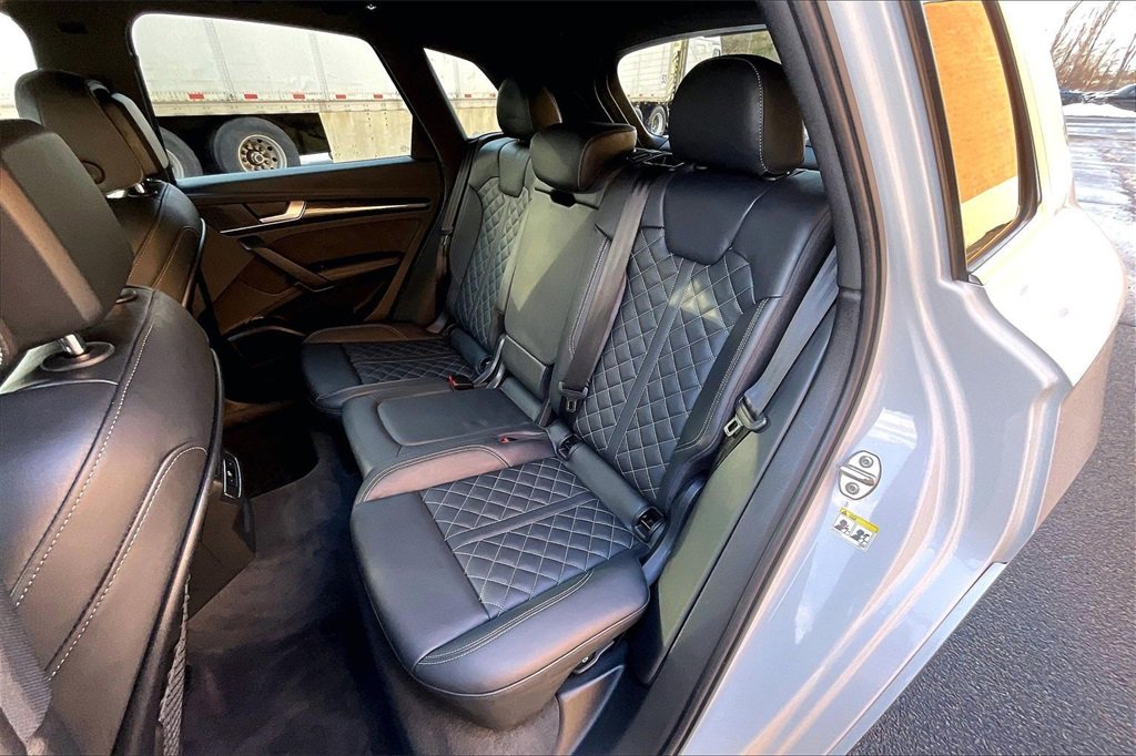 Used 2024 Audi SQ5 Premium Plus w/ Premium Plus Package image 22