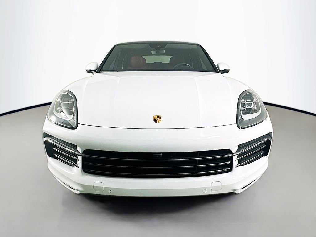 Certified 2023 Porsche Cayenne Platinum Edition image 6