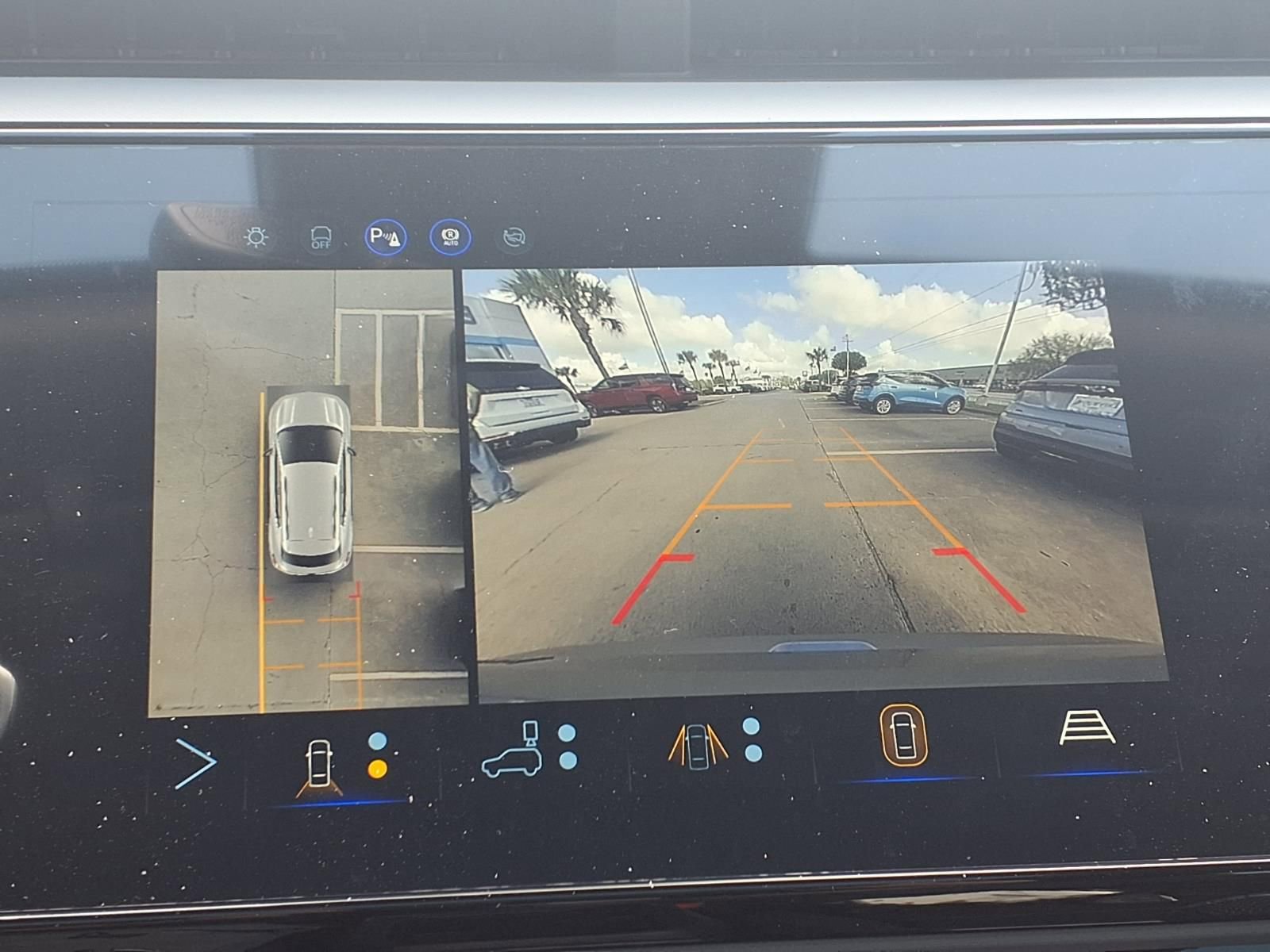 New 2027 Chevrolet Bolt RS w/ Technology Package image 5