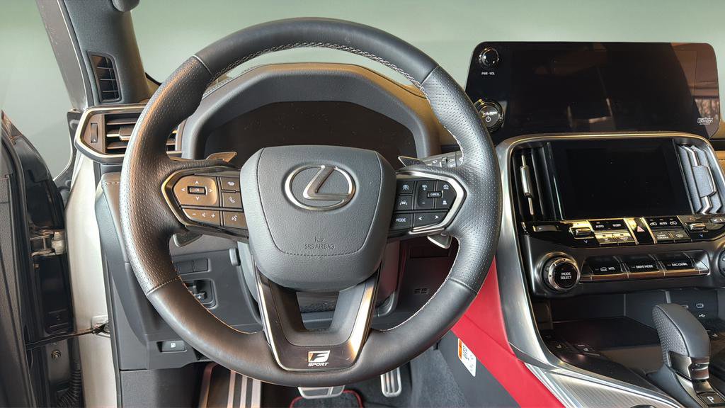 Used 2025 Lexus LX 700h F Sport w/ Accessory Package (Z1) image 21