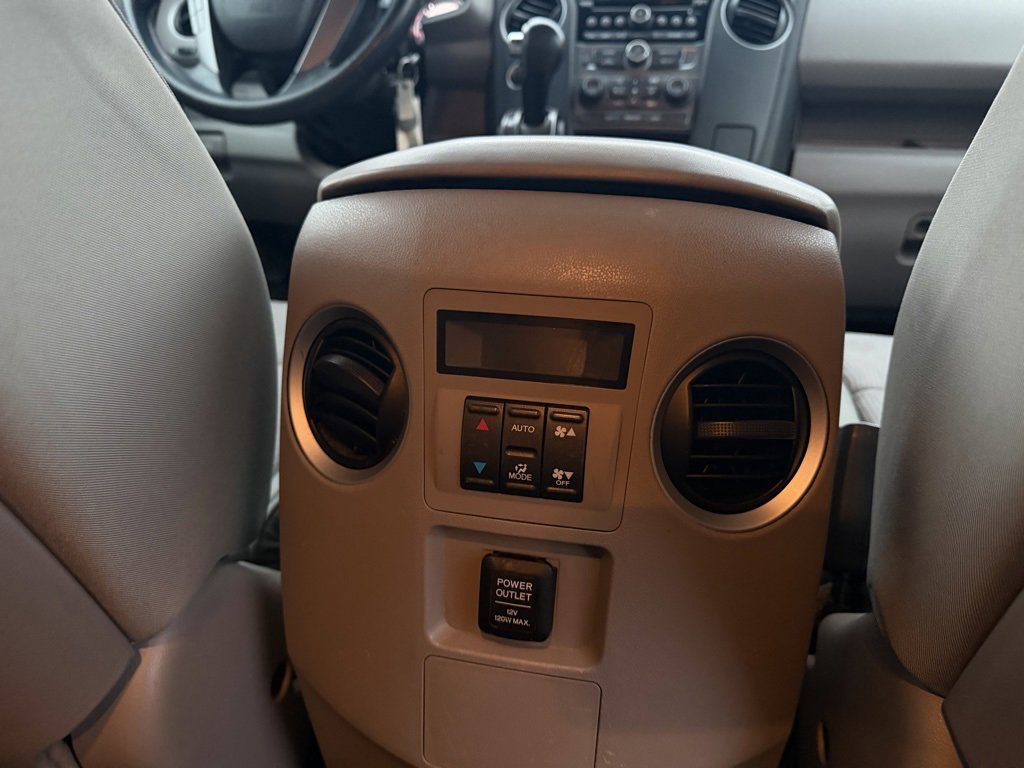 Used 2015 Honda Pilot EX image 27