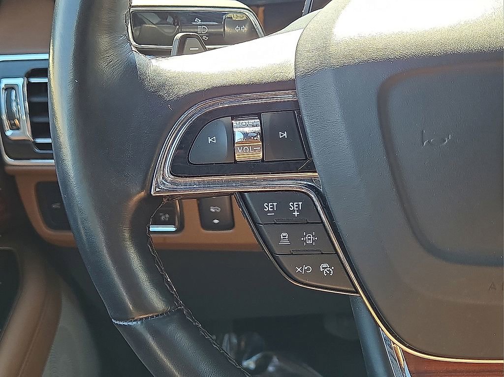 Used 2024 Lincoln Navigator L Reserve AWD/4WD image 19