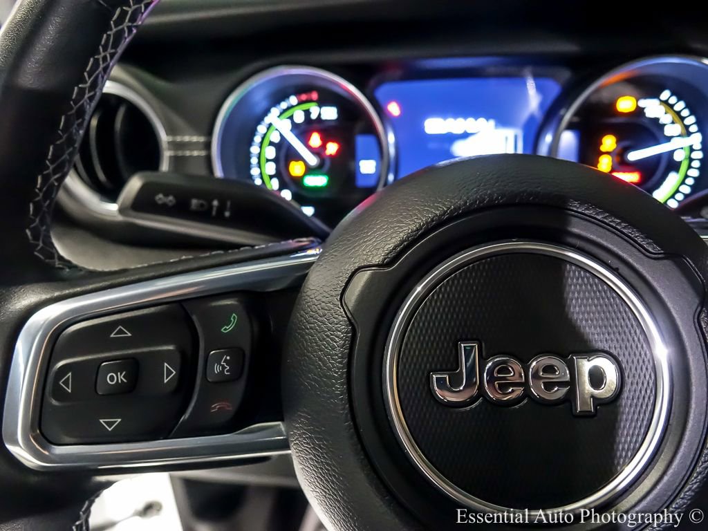 Used 2023 Jeep Wrangler Unlimited Sahara w/ Cold Weather Group image 17