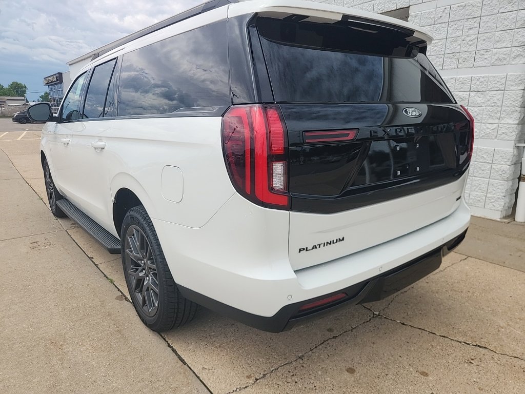 New 2026 Ford Expedition Max Platinum w/ Stealth Appearance Package AWD/4WD image 5