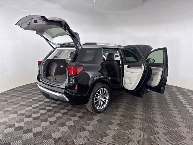 Used 2026 GMC Terrain Denali AWD/4WD image 17