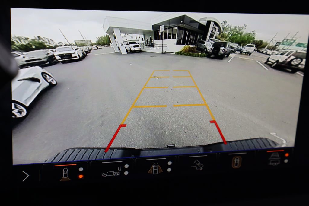 Used 2024 GMC Sierra 2500 AT4X image 17