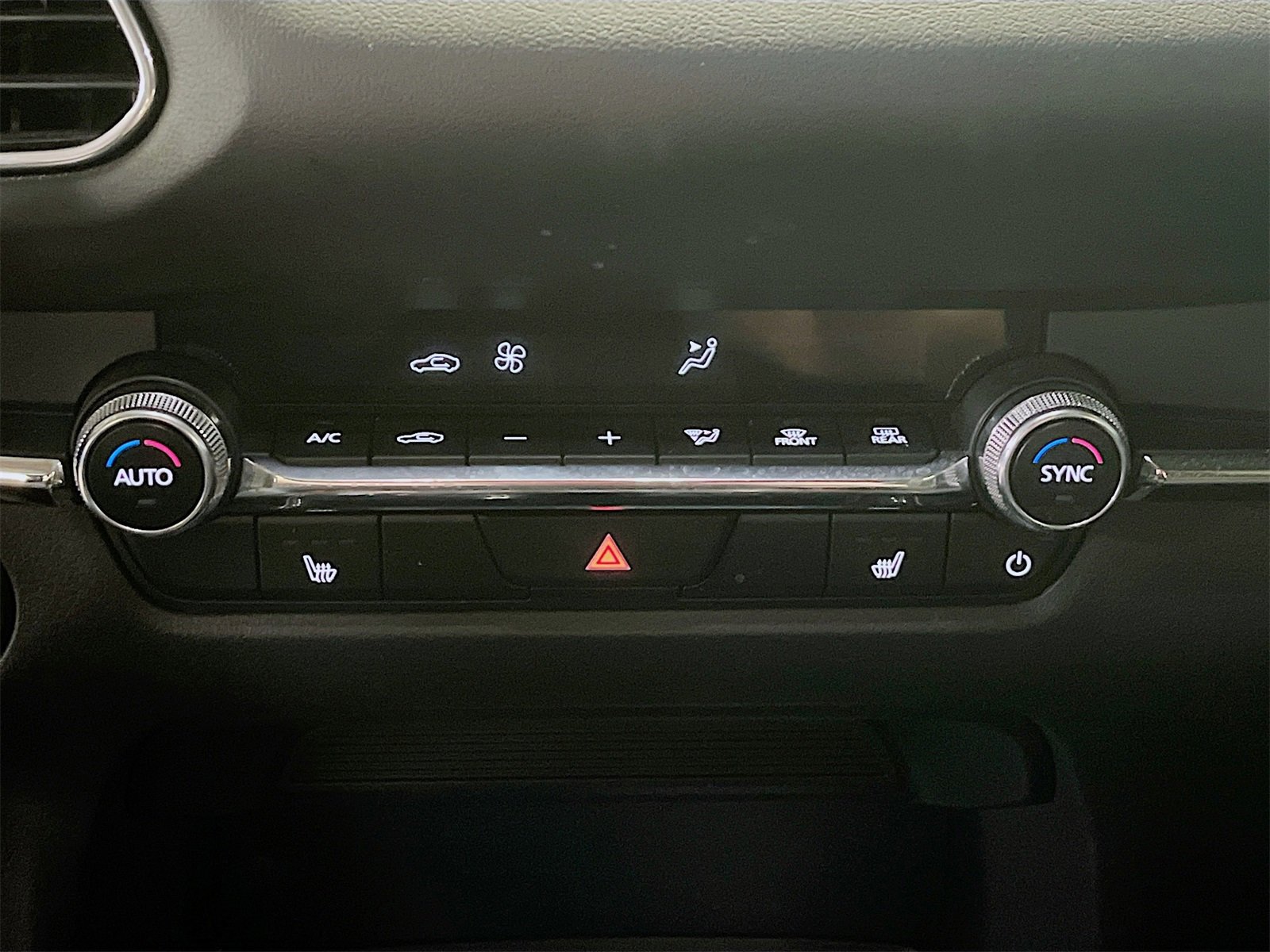 Used 2025 MAZDA CX-30 AWD 2.5 S w/ Premium Package image 16