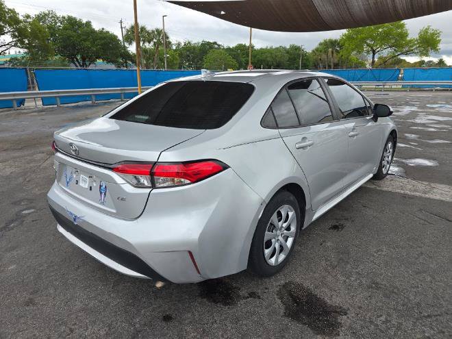 Used 2022 Toyota Corolla LE FWD image 6