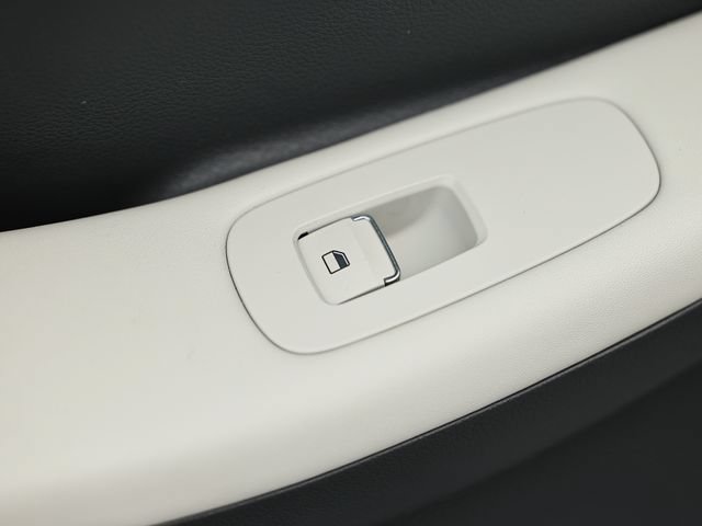 Used 2024 Hyundai Sonata SEL FWD image 23