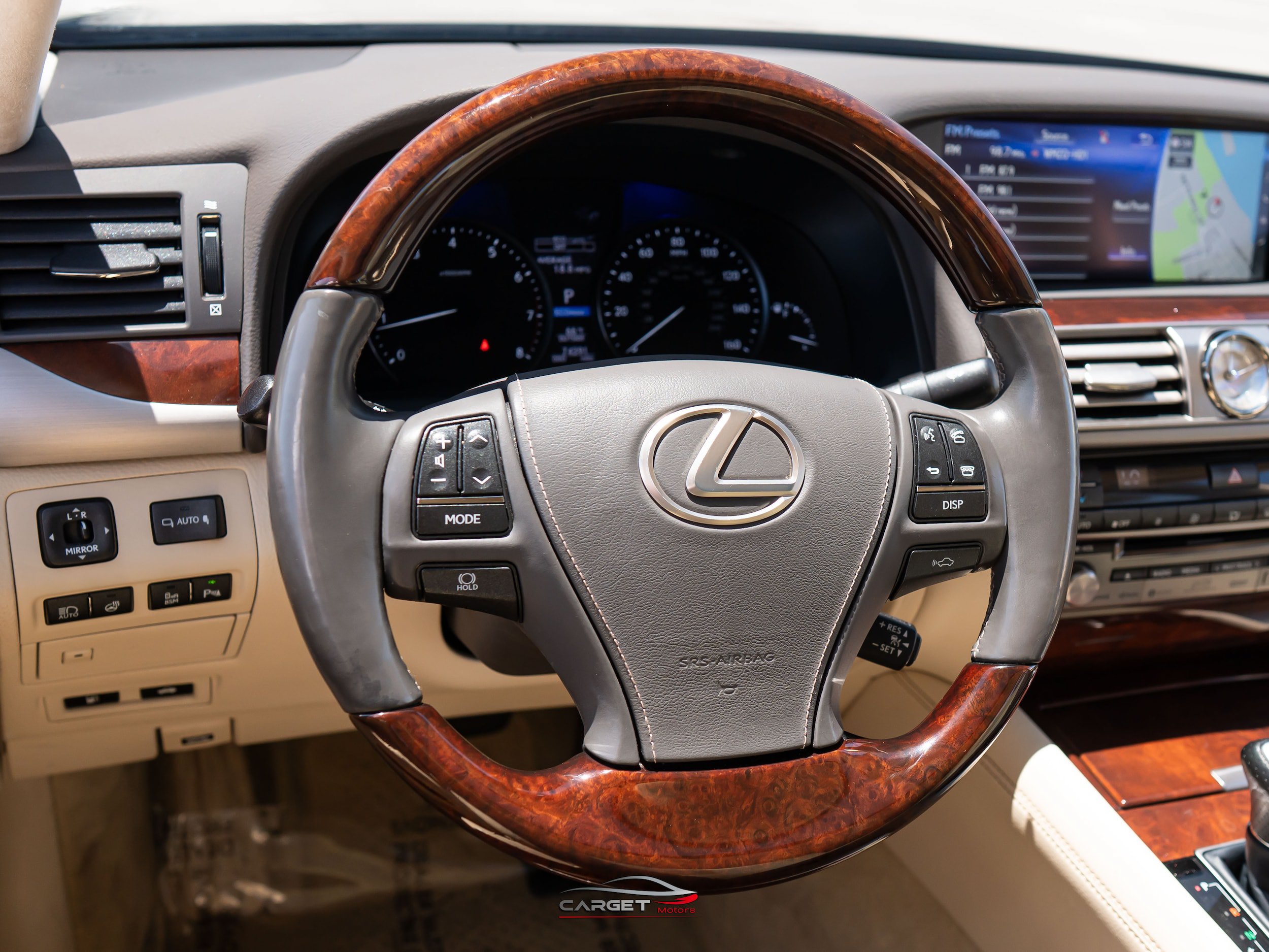 Used 2017 Lexus LS 460 L RWD image 23
