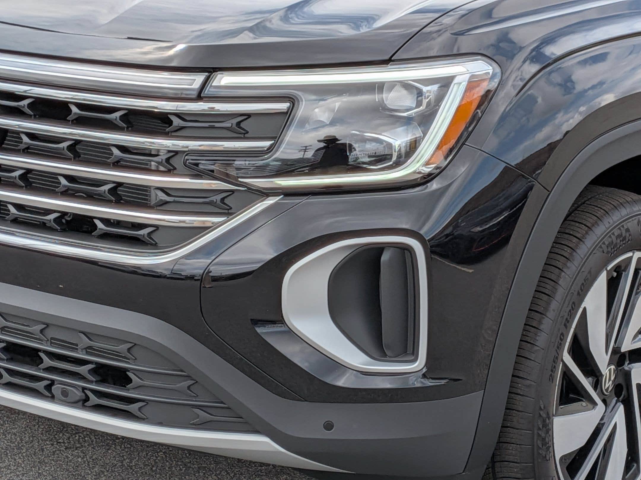 New 2026 Volkswagen Atlas SE FWD image 9