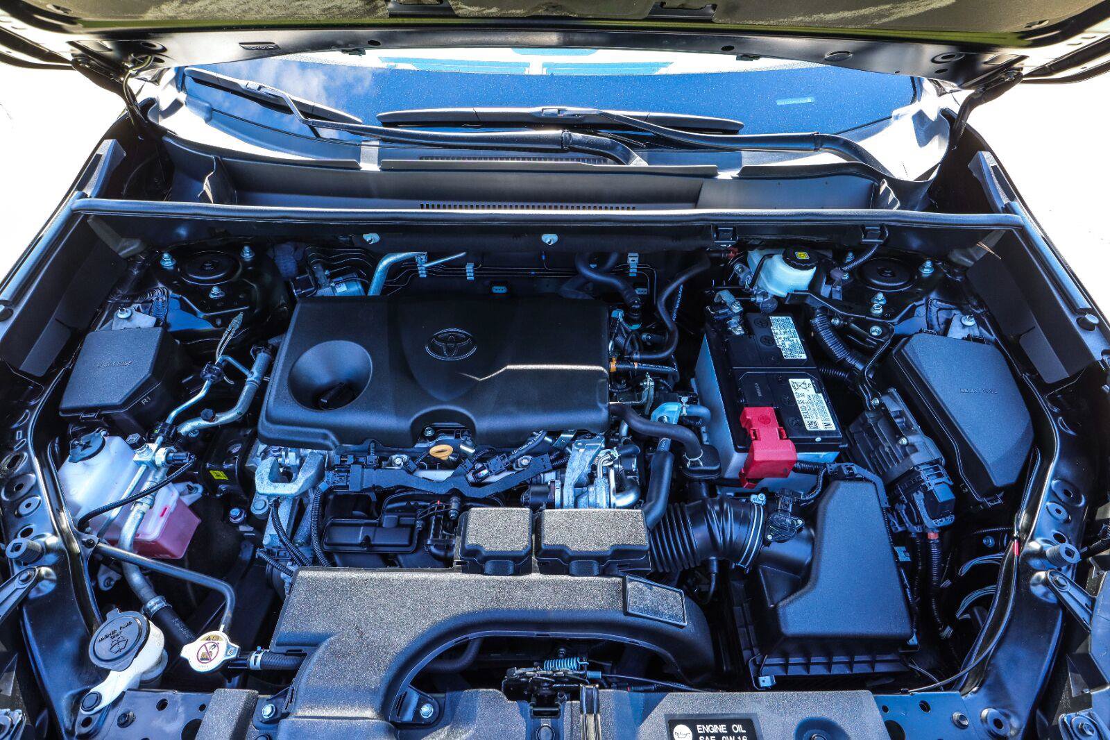 Used 2021 Toyota RAV4 XLE FWD image 20