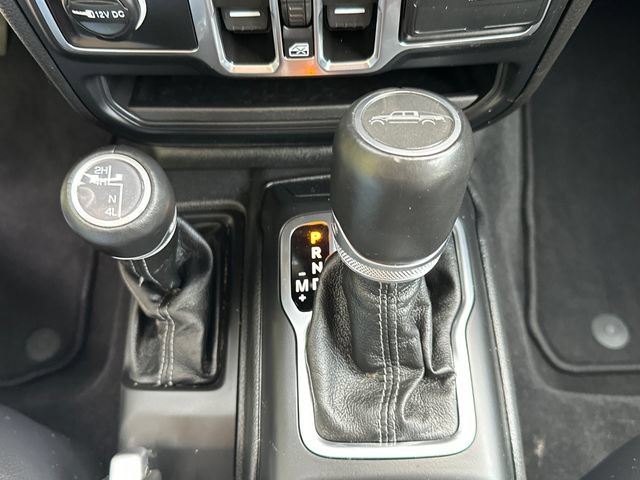 Used 2025 Jeep Gladiator Sport AWD/4WD image 32