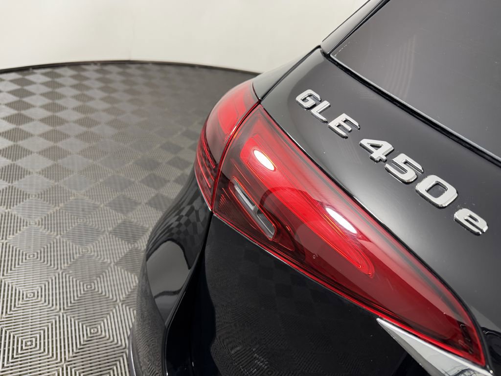 Used 2025 Mercedes-Benz GLE 450e 4MATIC image 41