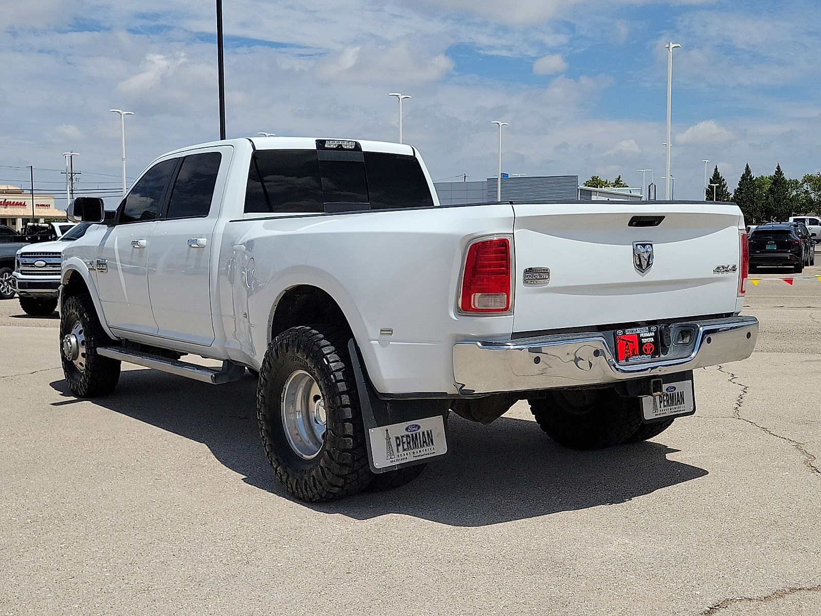 Used 2013 RAM 3500 Laramie Longhorn w/ Cold Weather Group AWD/4WD image 3