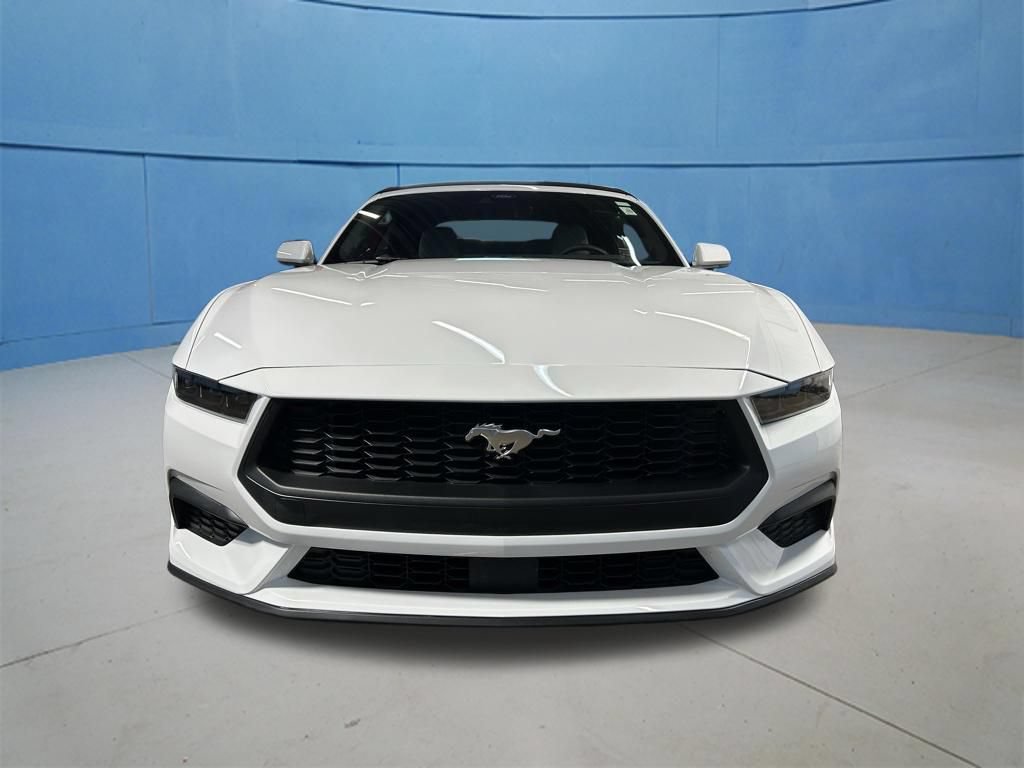 Used 2026 Ford Mustang Premium RWD image 5