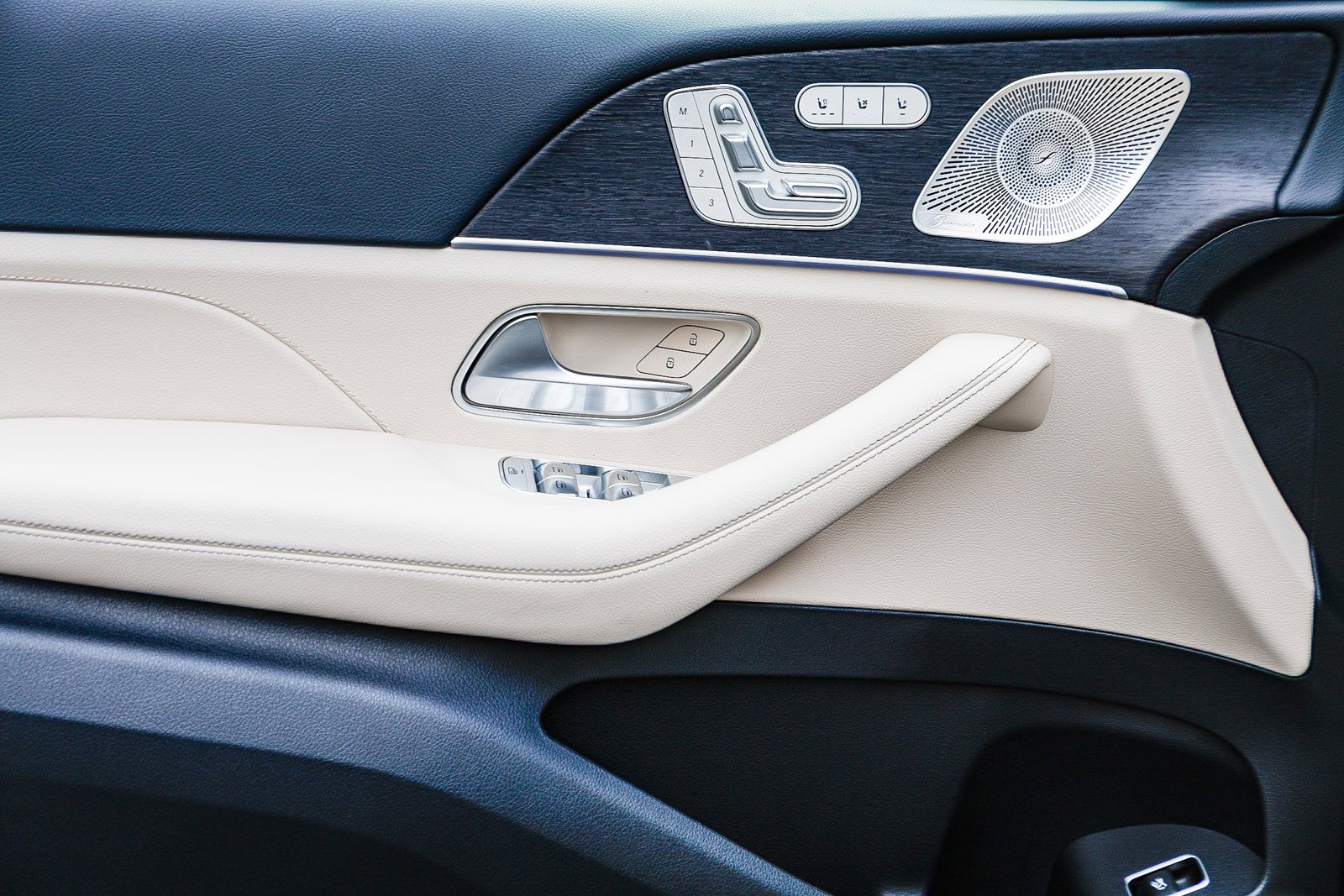 New 2026 Mercedes-Benz GLE 450 4MATIC image 21