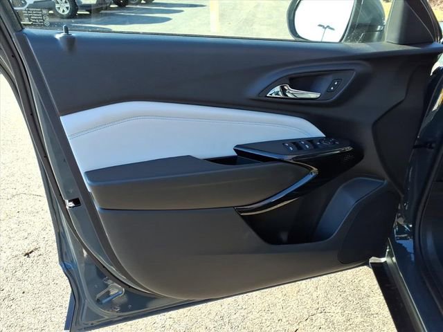 New 2026 Chevrolet Trax LT image 12