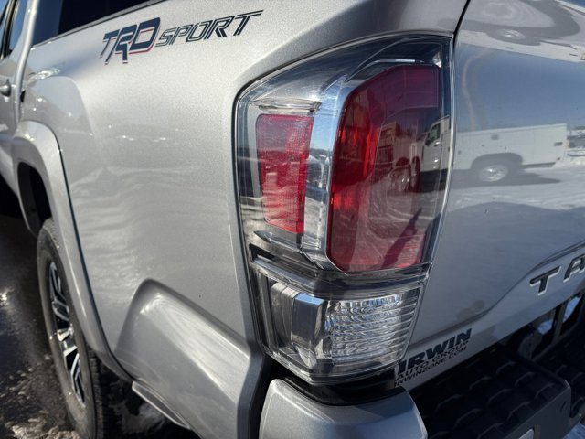 Used 2020 Toyota Tacoma TRD Sport image 32
