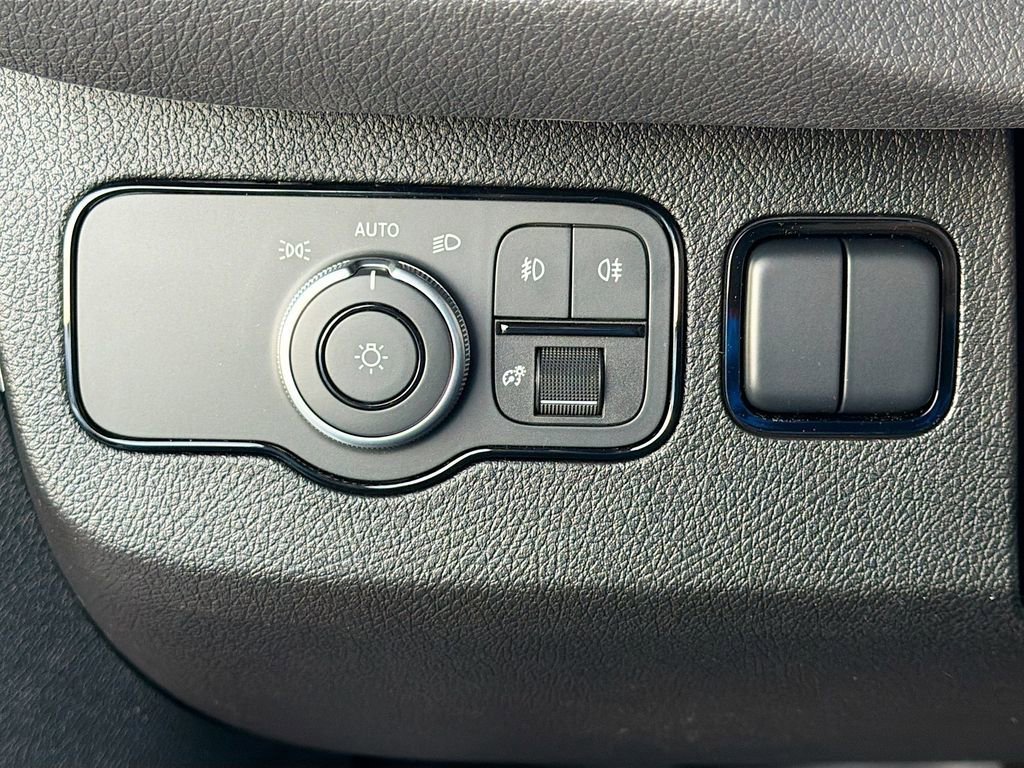 New 2026 Mercedes-Benz Sprinter 2500 image 9