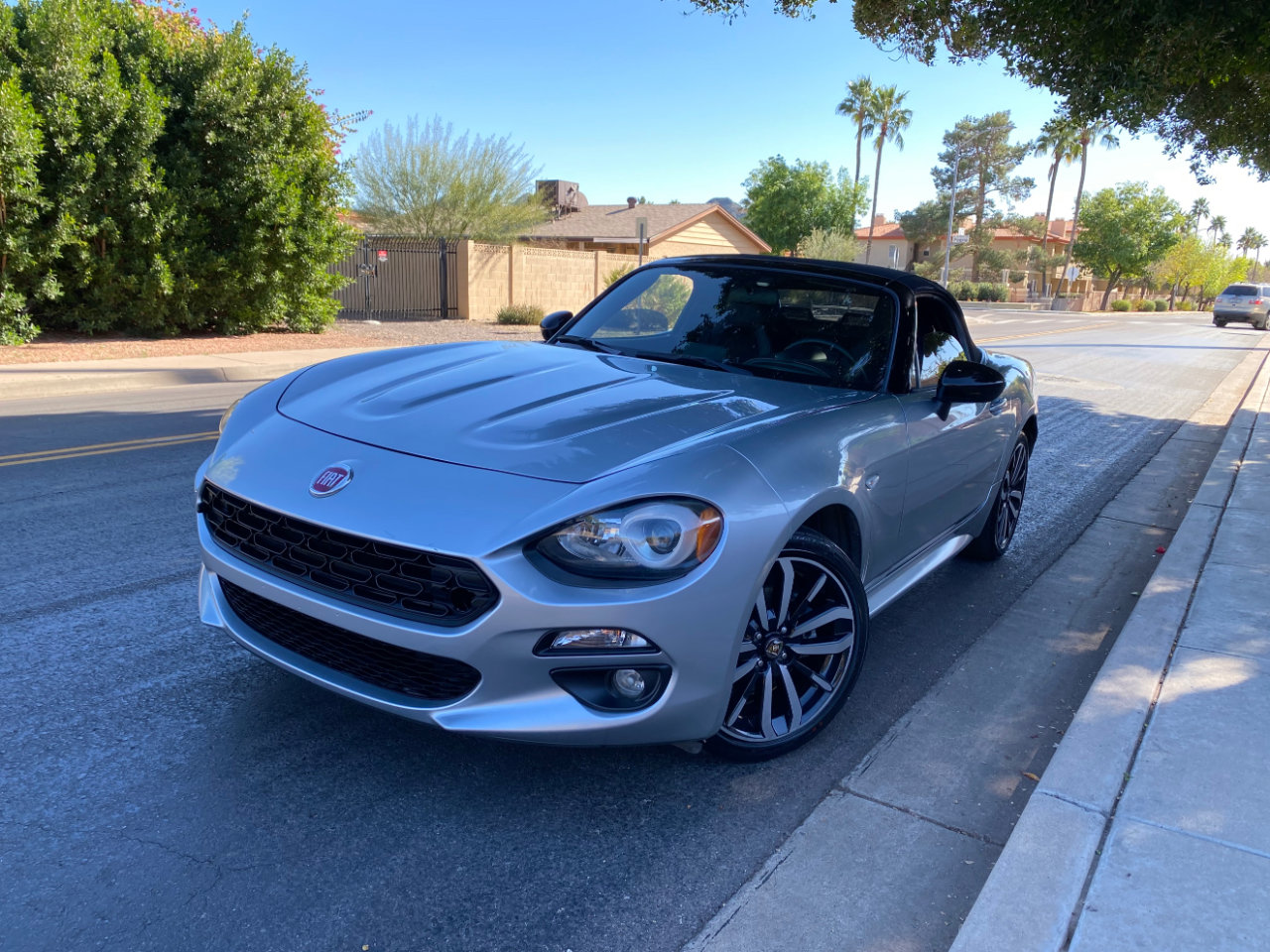 Used 2020 FIAT 124 Spider Urbana Edition Convertible *Lt image 40