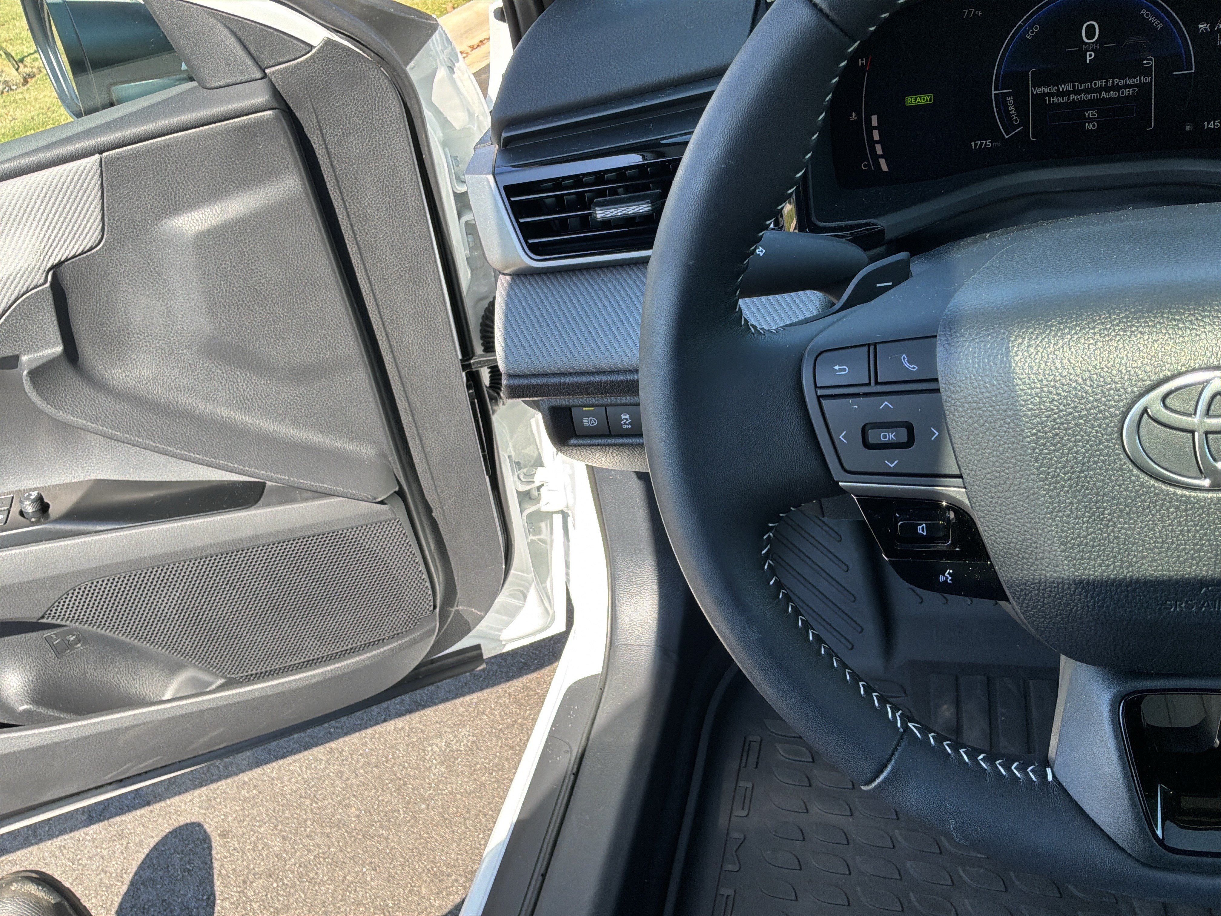 Used 2026 Toyota Camry SE w/ Multimedia Upgrade Package FWD image 19