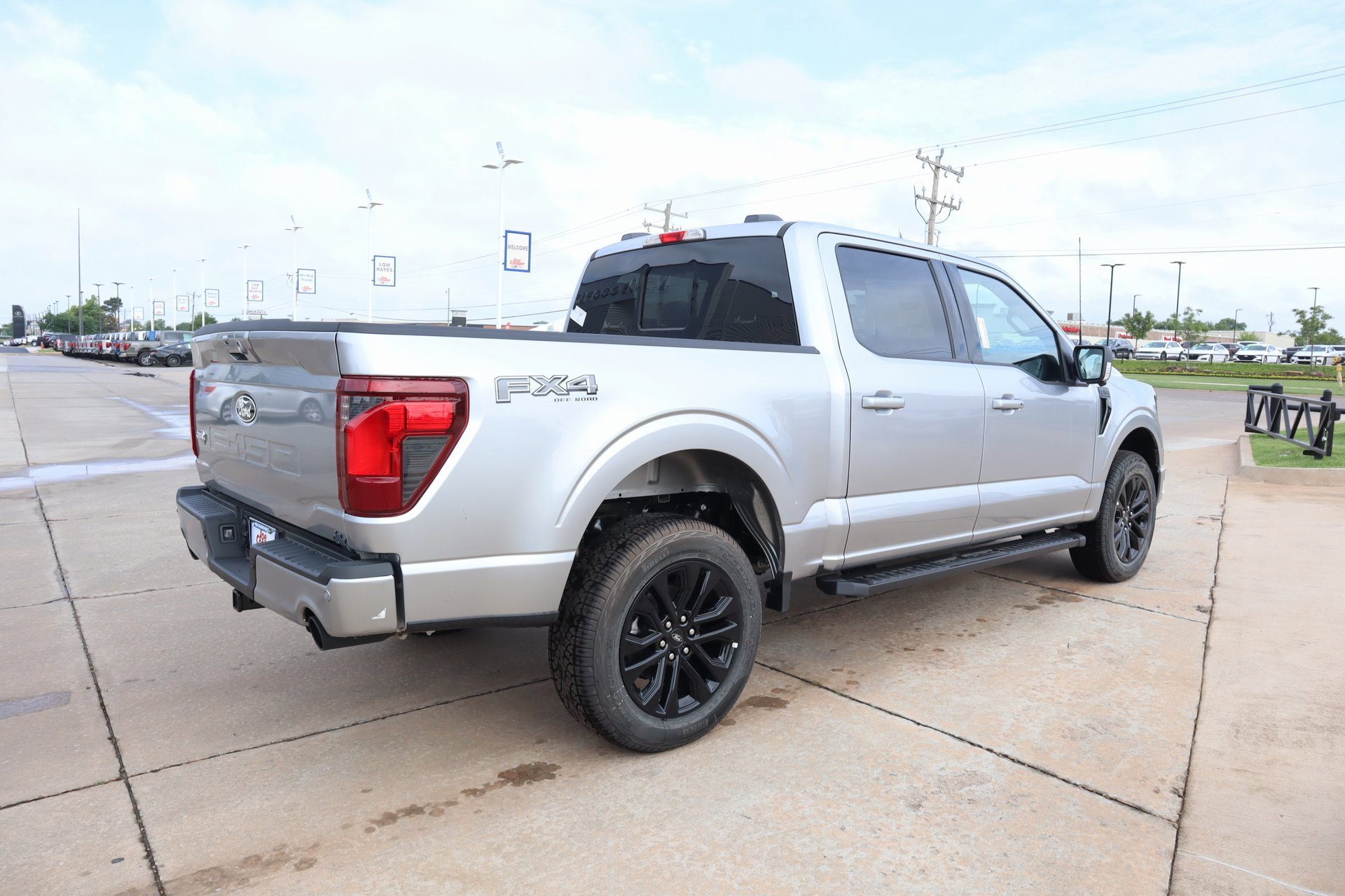 New 2025 Ford F150 XLT w/ Equipment Group 302A MID image 22