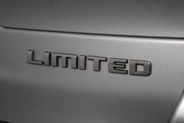 Used 2021 Jeep Grand Cherokee L Limited AWD/4WD image 7