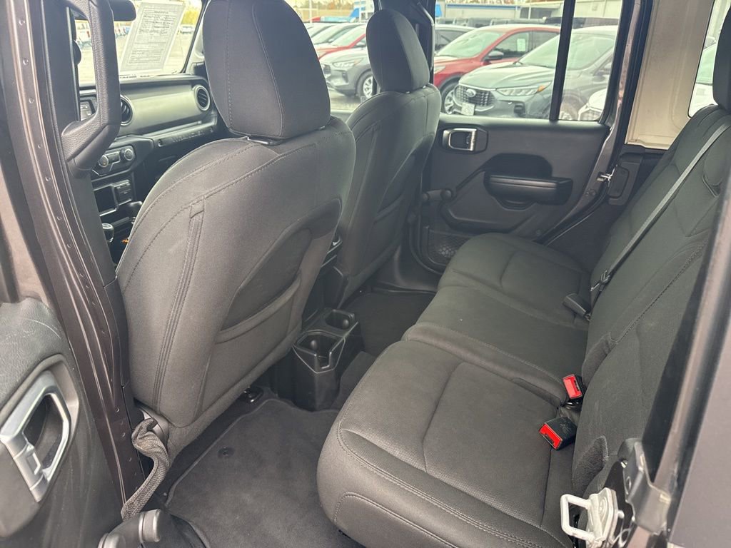 Used 2019 Jeep Wrangler Unlimited Sport image 12