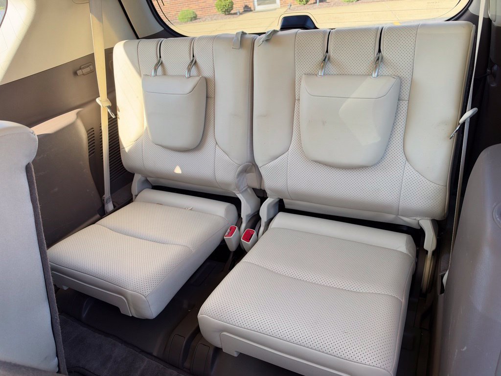 Used 2011 Lexus GX 460 w/ Comfort Plus Pkg AWD/4WD image 23
