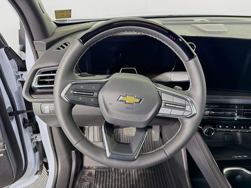 New 2026 Chevrolet Traverse High Country w/ LPO, Floor Liner Package AWD/4WD image 12