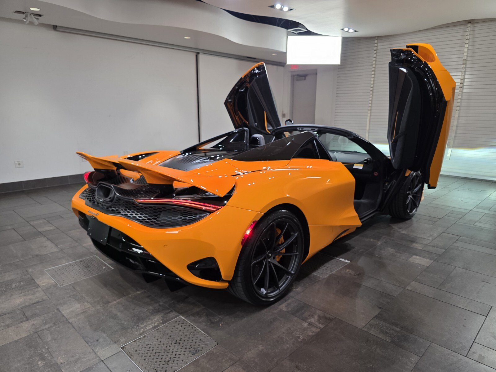New 2027 McLaren 750S Spider RWD image 25
